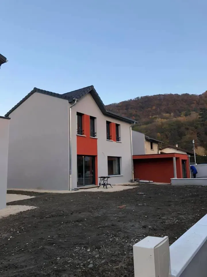 Peinture extérieure à Rives